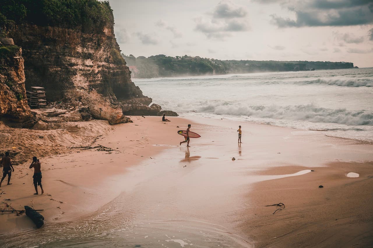 Surf Culture and Free-Spirited People